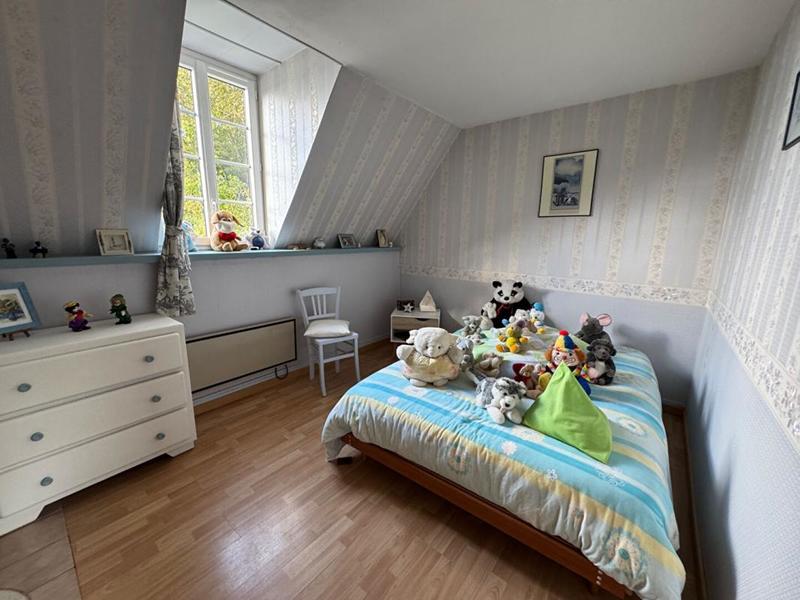 Maison - 166 m² - 7 pièces