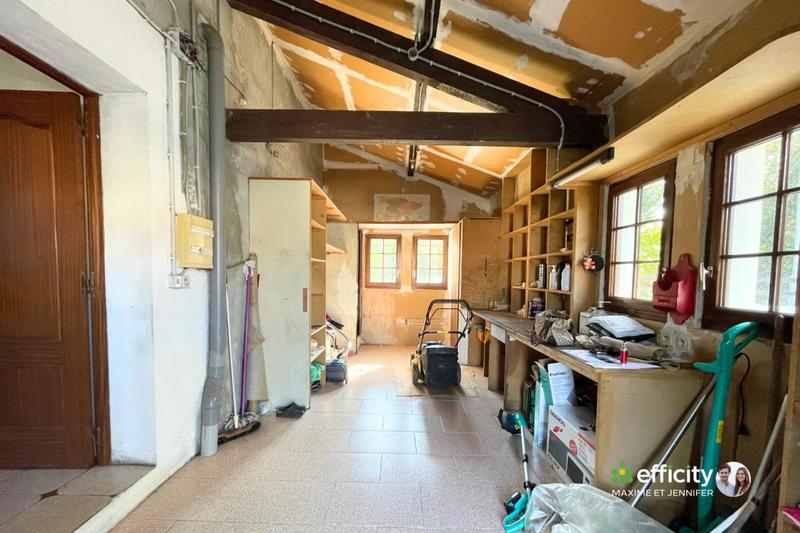 Villa - 155 m² - 8 pièces