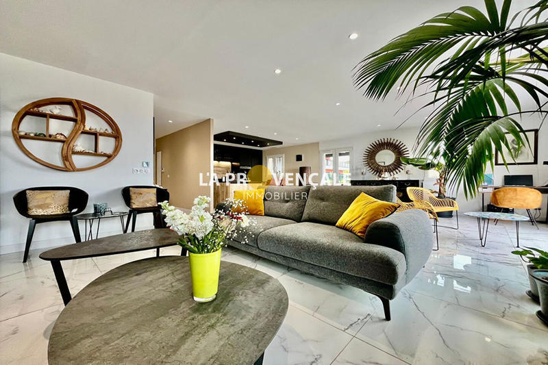 Maison - 150 m² - 5 pièces