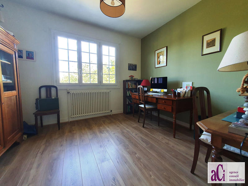 Maison - 177 m² - 7 pièces