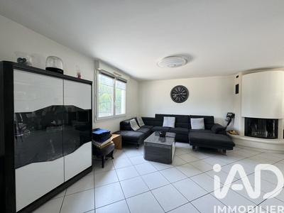 Maison - 143 m² - 7 pièces