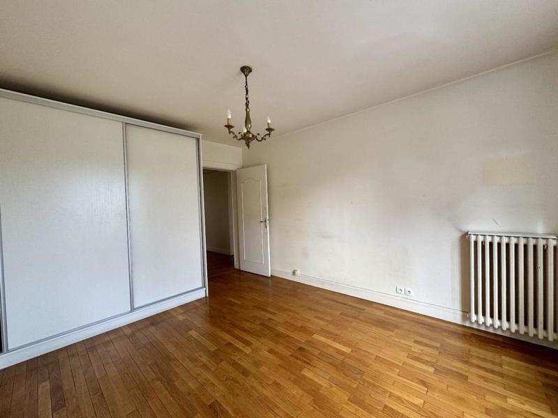 Appartement - 100 m² - 4 pièces