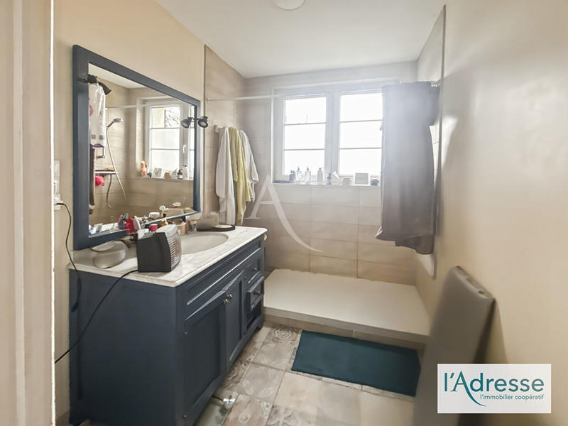 Maison - 258 m² - 7 pièces