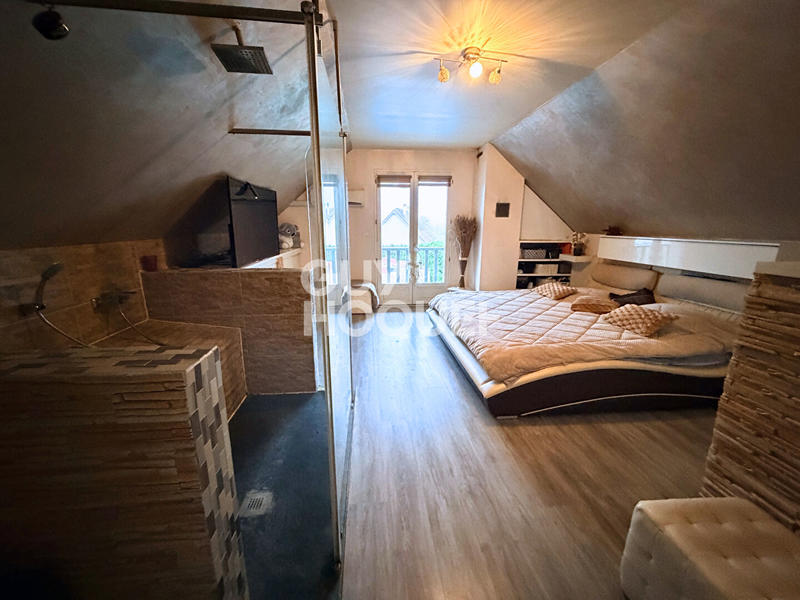 Maison - 144 m² - 4 pièces