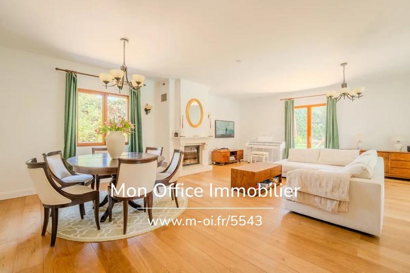 Maison - 156 m² - 6 pièces