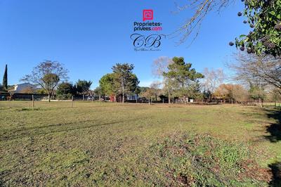 Maison - 180 m² - 6 pièces