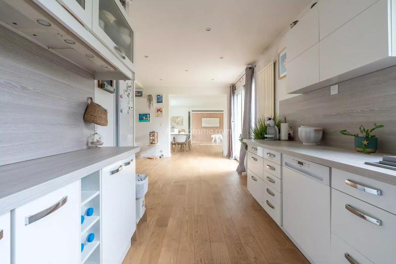 Maison - 175 m² - 7 pièces