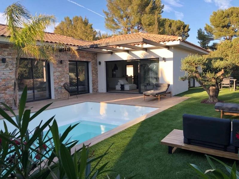 Villa - 180 m² - 5 pièces
