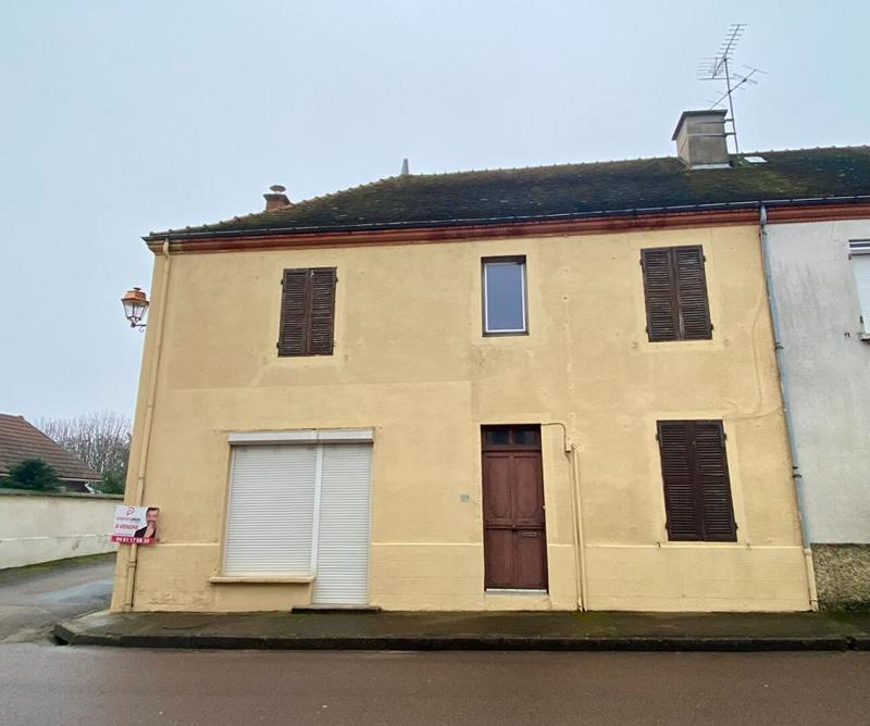 Maison - 210 m² - 9 pièces