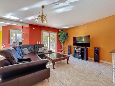 Maison - 193 m² - 7 pièces