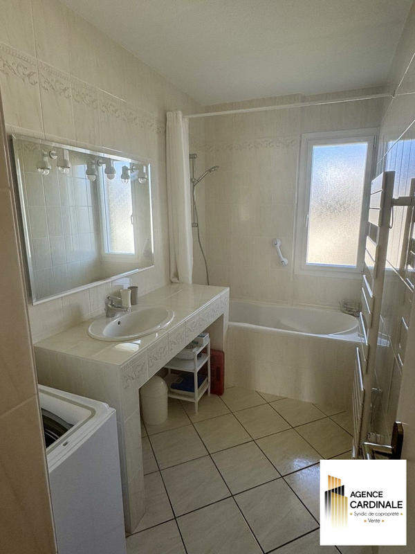 Appartement - 55 m² - 3 pièces