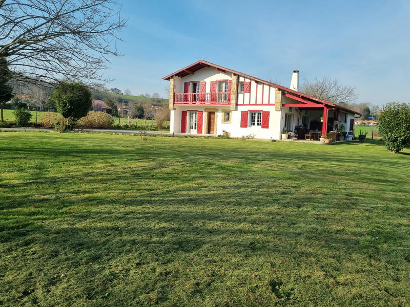 Maison - 153 m² - 6 pièces