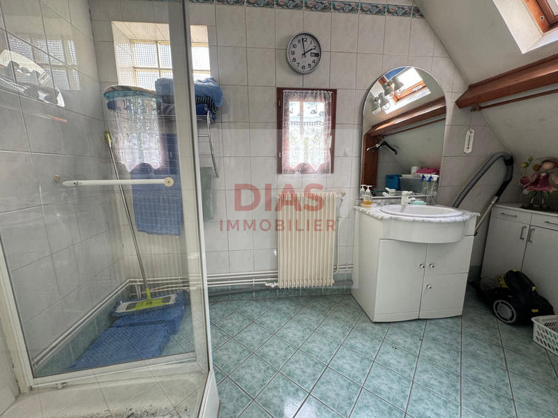 Maison - 155 m² - 1 pièce