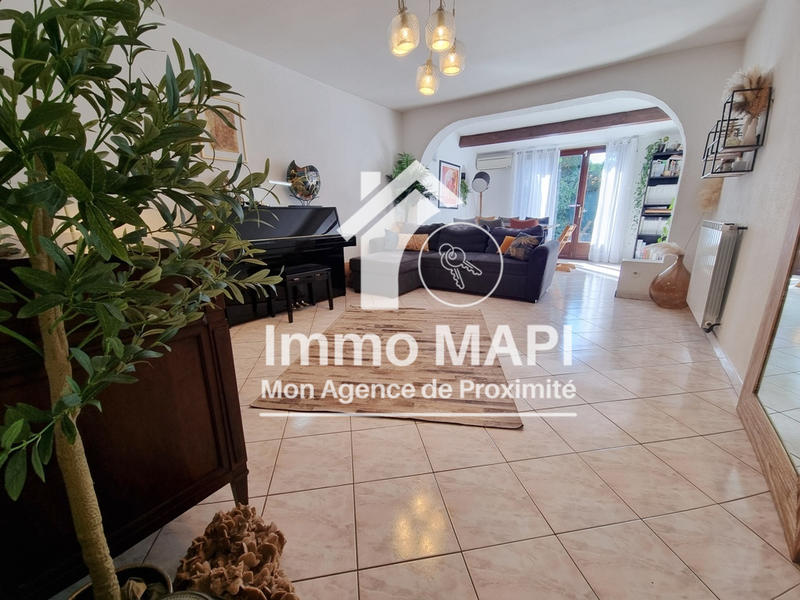 Maison - 95 m² - 4 pièces