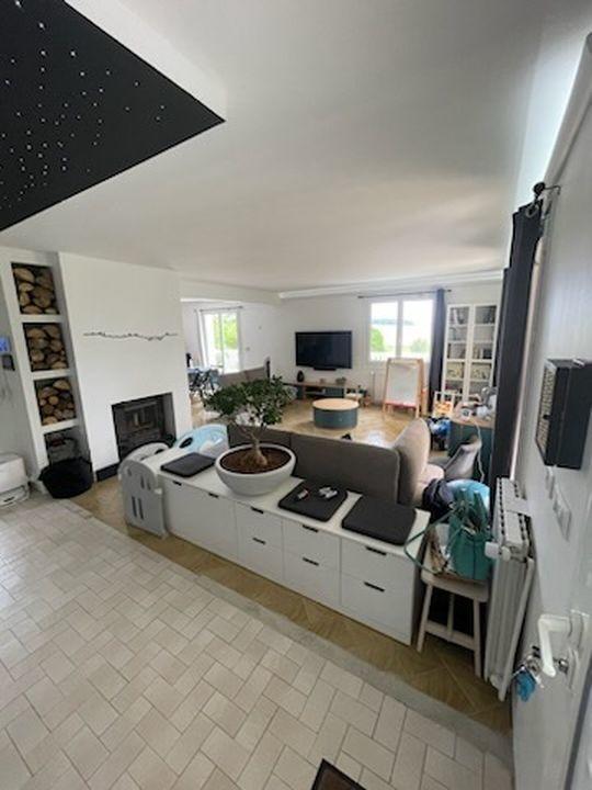 Pavillon - 180 m² - 6 pièces