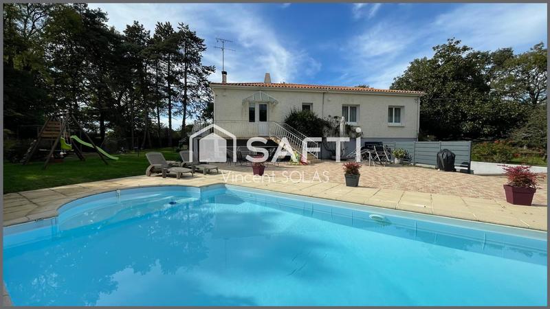 Maison - 158 m² - 7 pièces