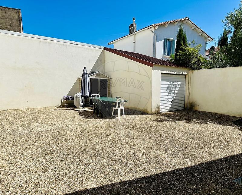 Appartement - 80 m² - 4 pièces