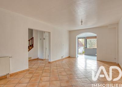Maison de village - 230 m² - 7 pièces