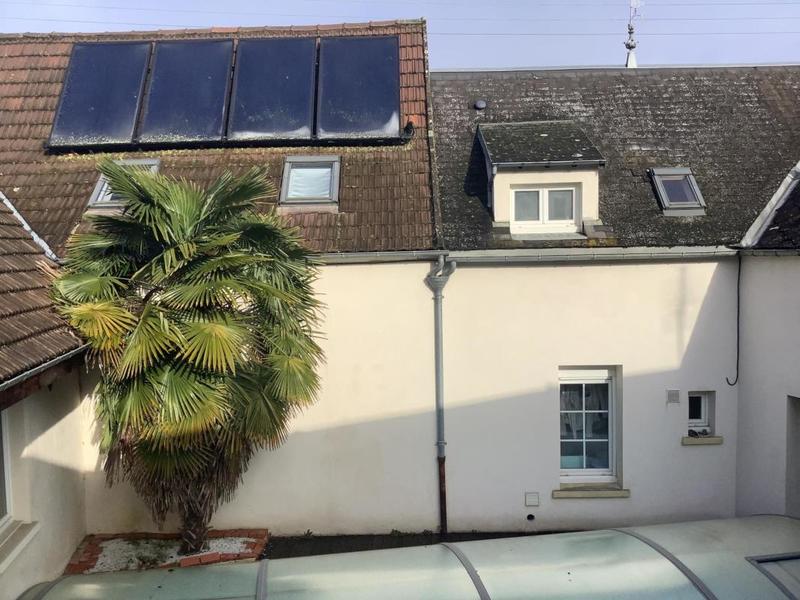 Maison - 242 m² - 7 pièces