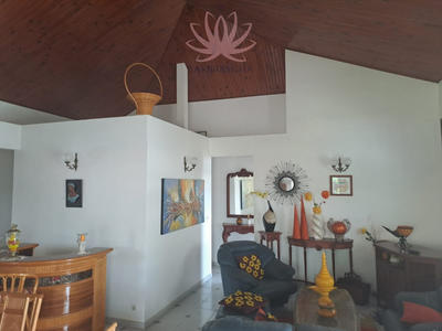 Maison - 193 m² - 4 pièces