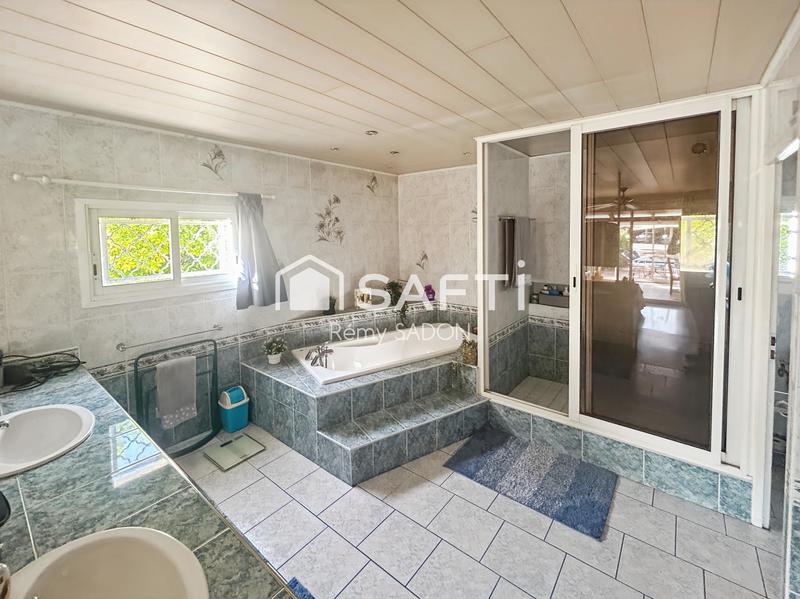 Maison - 171 m² - 6 pièces