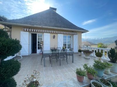 Maison - 135 m² - 8 pièces