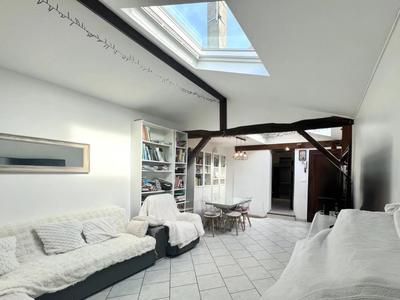 Maison - 83 m² - 6 pièces