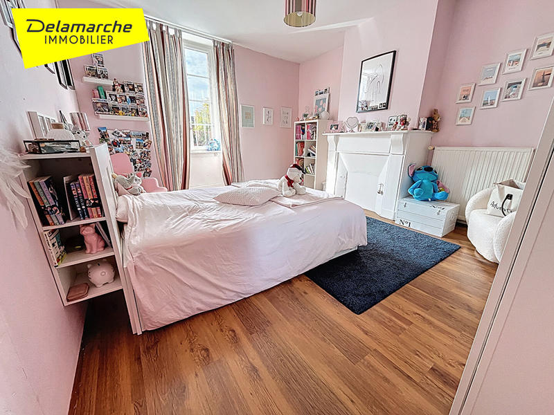 Maison - 166 m² - 6 pièces