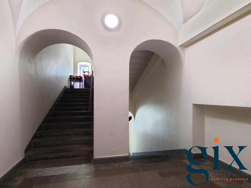 Appartement - 154 m² - 5 pièces