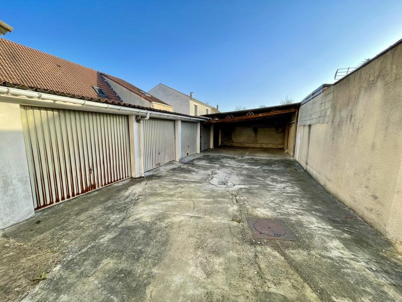 Parking / Garage - 15 m²