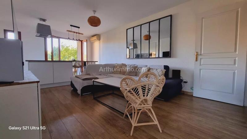 Appartement - 64 m² - 3 pièces