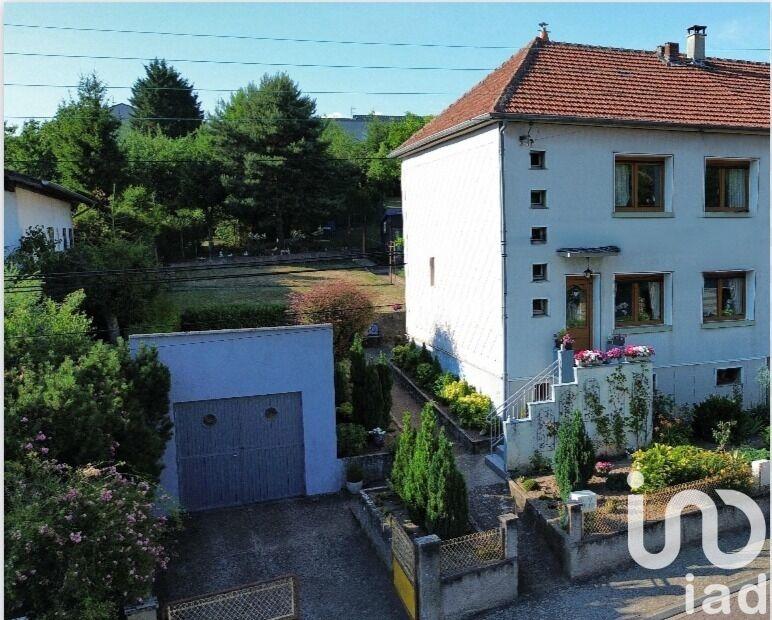 Maison - 98 m² - 5 pièces