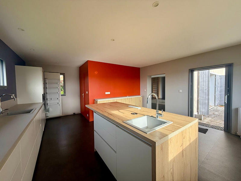 Maison - 115 m² - 4 pièces