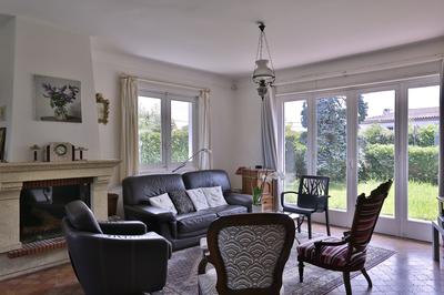 Maison - 161 m² - 8 pièces