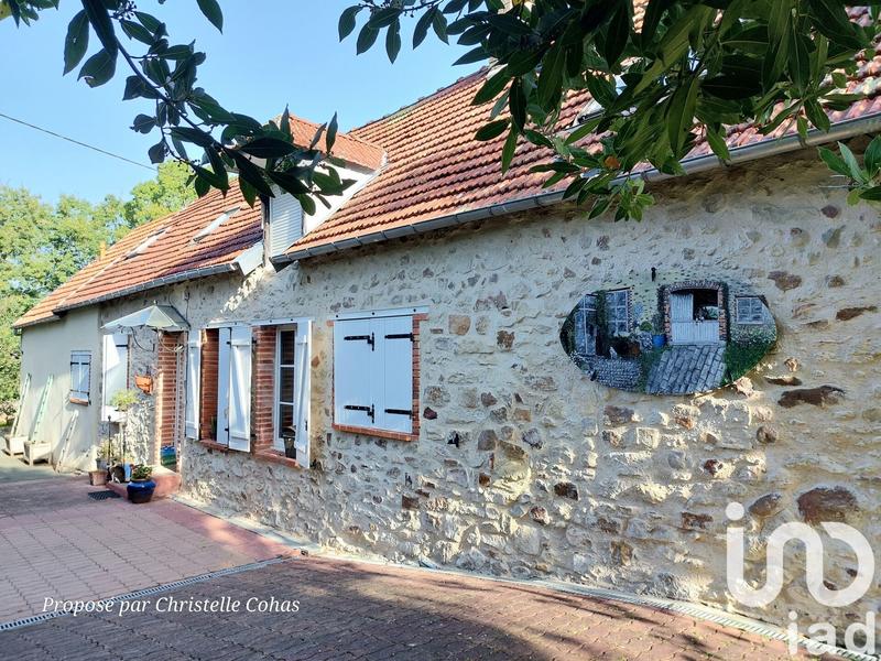 Maison - 147 m² - 8 pièces