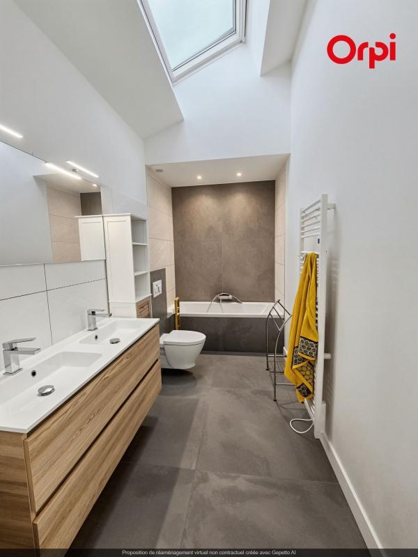 Maison - 110 m² - 4 pièces