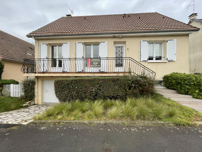 Maison - 93 m² - 4 pièces