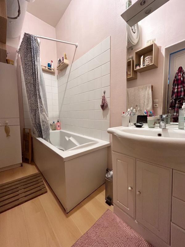 Appartement - 84 m² - 4 pièces