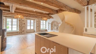 Maison - 179 m² - 5 pièces