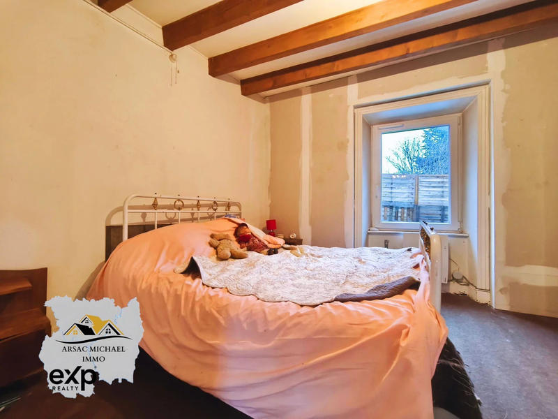 Maison traditionnelle - 60 m² - 4 pièces