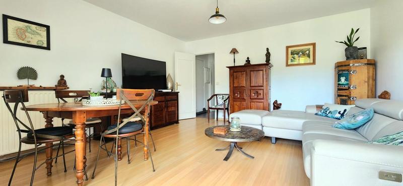 Appartement - 75 m² - 3 pièces