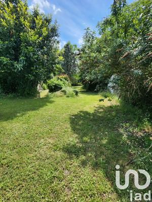 Maison - 220 m² - 5 pièces