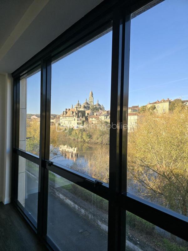 Immeuble - 270 m² - 10 pièces