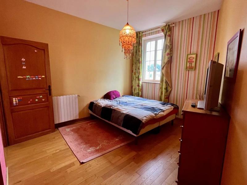 Maison de village - 248 m² - 10 pièces