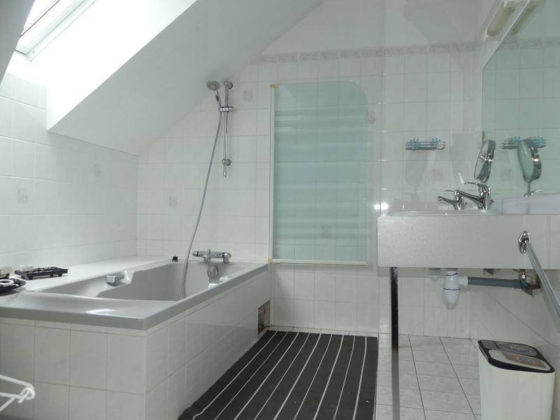 Maison - 203 m² - 7 pièces