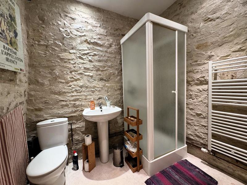 Maison - 410 m² - 16 pièces