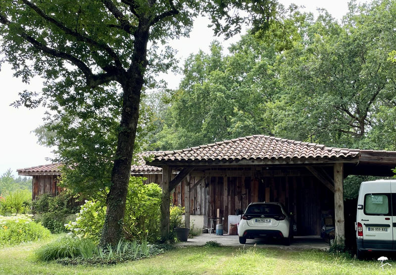 Maison contemporaine - 245 m² - 10 pièces