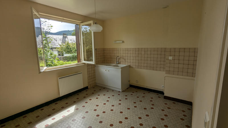 Immeuble - 170 m² - 7 pièces