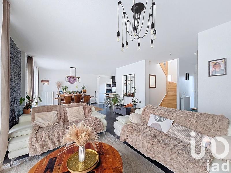 Maison - 118 m² - 6 pièces