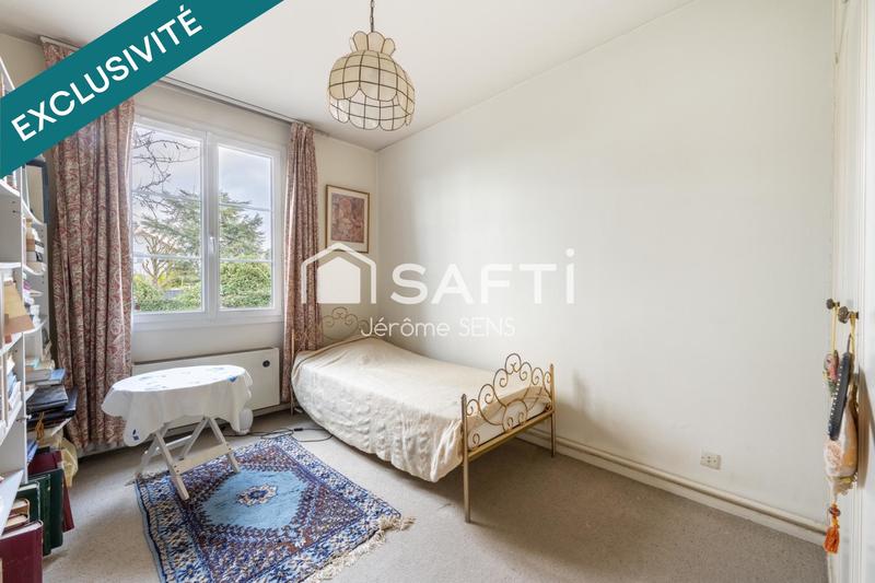 Maison - 180 m² - 7 pièces